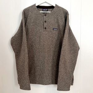 Patagonia Men’s Crew Neck Fleece Sweater Size XL